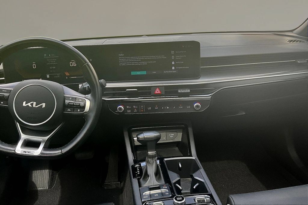 Certified 2025 Kia K5 GT-Line w/ GT-Line Premium Package FWD image 9