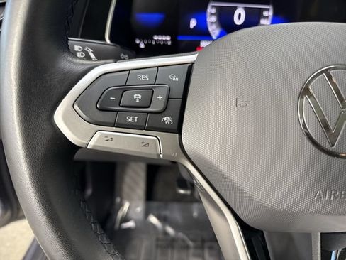 Used 2023 Volkswagen Jetta SE FWD image 12