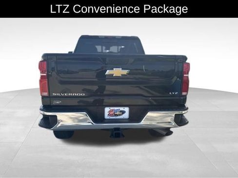 Certified 2025 Chevrolet Silverado 2500 LTZ w/ LTZ Premium Package AWD/4WD image 7