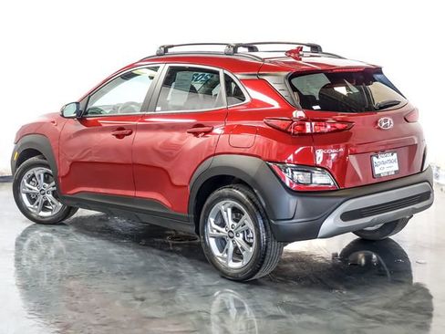 Used 2023 Hyundai Kona SEL AWD/4WD image 9