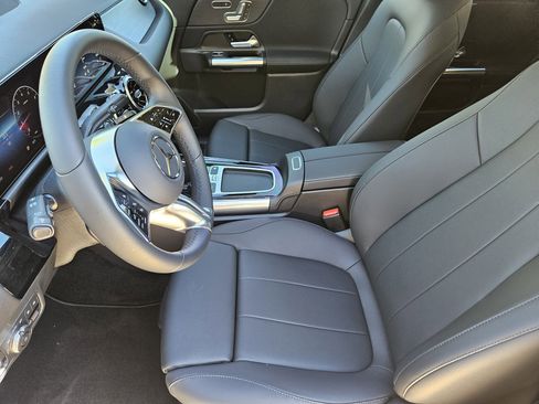 New 2026 Mercedes-Benz GLA 250 image 12