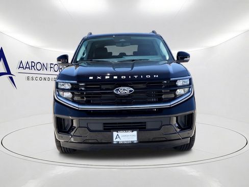 New 2027 Ford Expedition Max Platinum w/ Platinum Ultimate Package AWD/4WD image 2