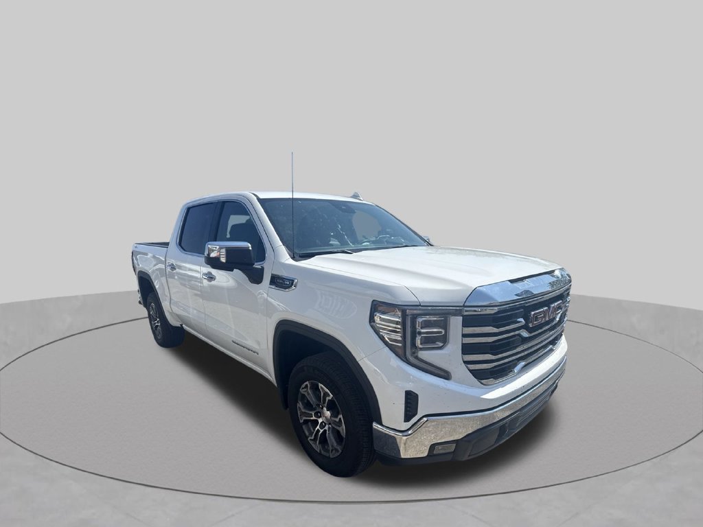 Used 2026 GMC Sierra 1500 SLT AWD/4WD image 3