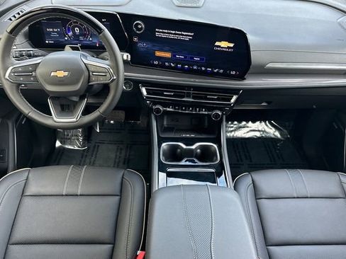 New 2026 Chevrolet Traverse High Country FWD image 18