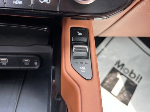 Certified 2023 Kia Telluride SX Prestige X-Pro AWD/4WD image 26