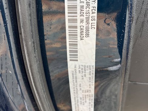 Used 2022 Chrysler Pacifica Limited w/ S Appearance Package image 21