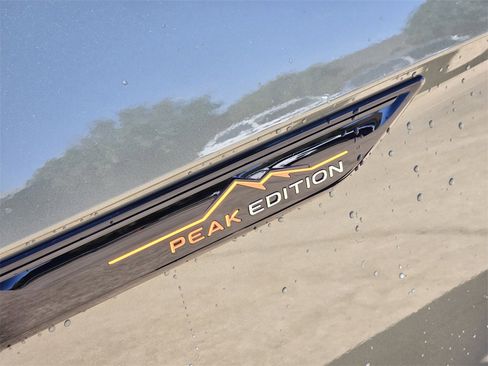 New 2026 Volkswagen Atlas Peak Edition image 8