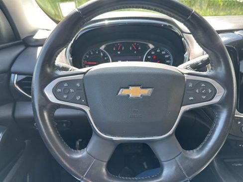 Used 2021 Chevrolet Traverse High Country AWD/4WD image 17