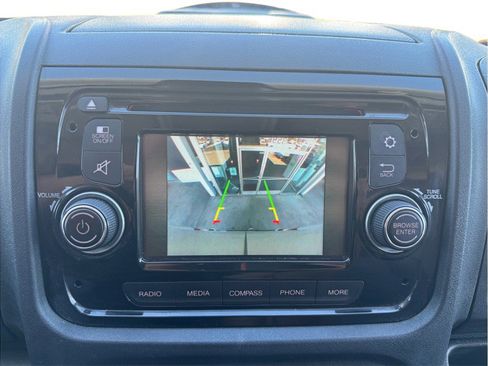 Used 2016 RAM ProMaster 2500 w/ Interior Convenience Group image 13