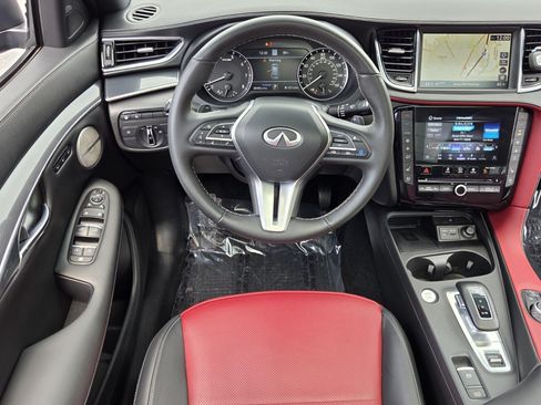 Used 2024 INFINITI QX50 Sport FWD image 12