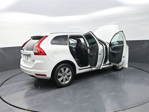Used 2016 Volvo XC60 T5 Premier image 31