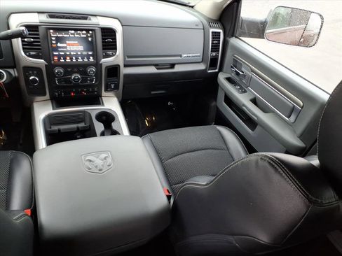 Used 2018 RAM 2500 Big Horn image 12