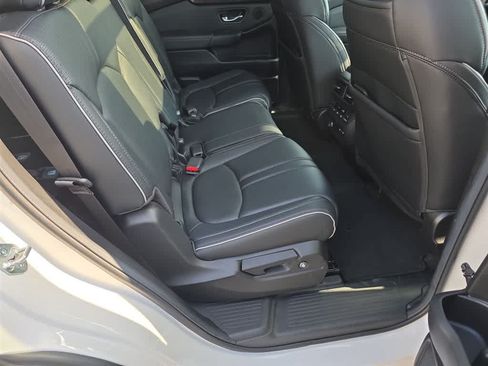 Certified 2025 Honda Pilot Elite image 14
