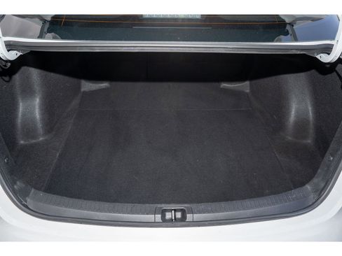 Used 2024 Toyota Corolla LE image 9