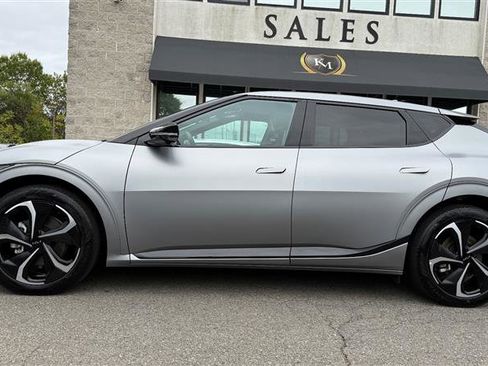Used 2023 Kia EV6 GT-Line w/ GT-Line Suede Seat Package image 3