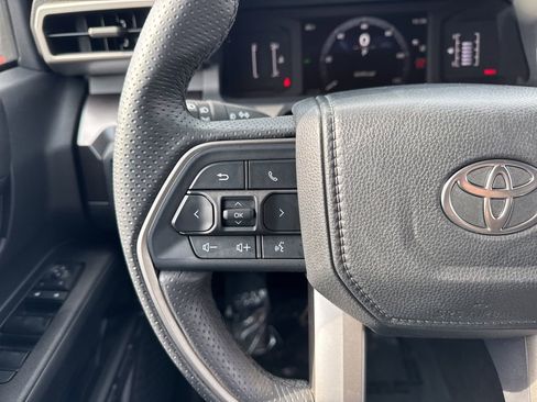 Used 2025 Toyota 4Runner SR5 image 13