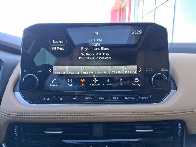 Used 2023 Nissan Rogue Platinum w/ Platinum Premium Package FWD image 14