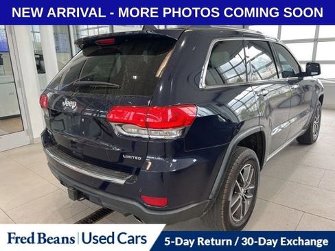 Used 2017 Jeep Grand Cherokee Limited image 4