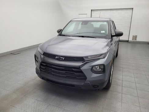 Used 2021 Chevrolet TrailBlazer LS w/ LPO, Blackout Package FWD image 15
