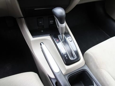 Used 2013 Honda Civic LX image 24