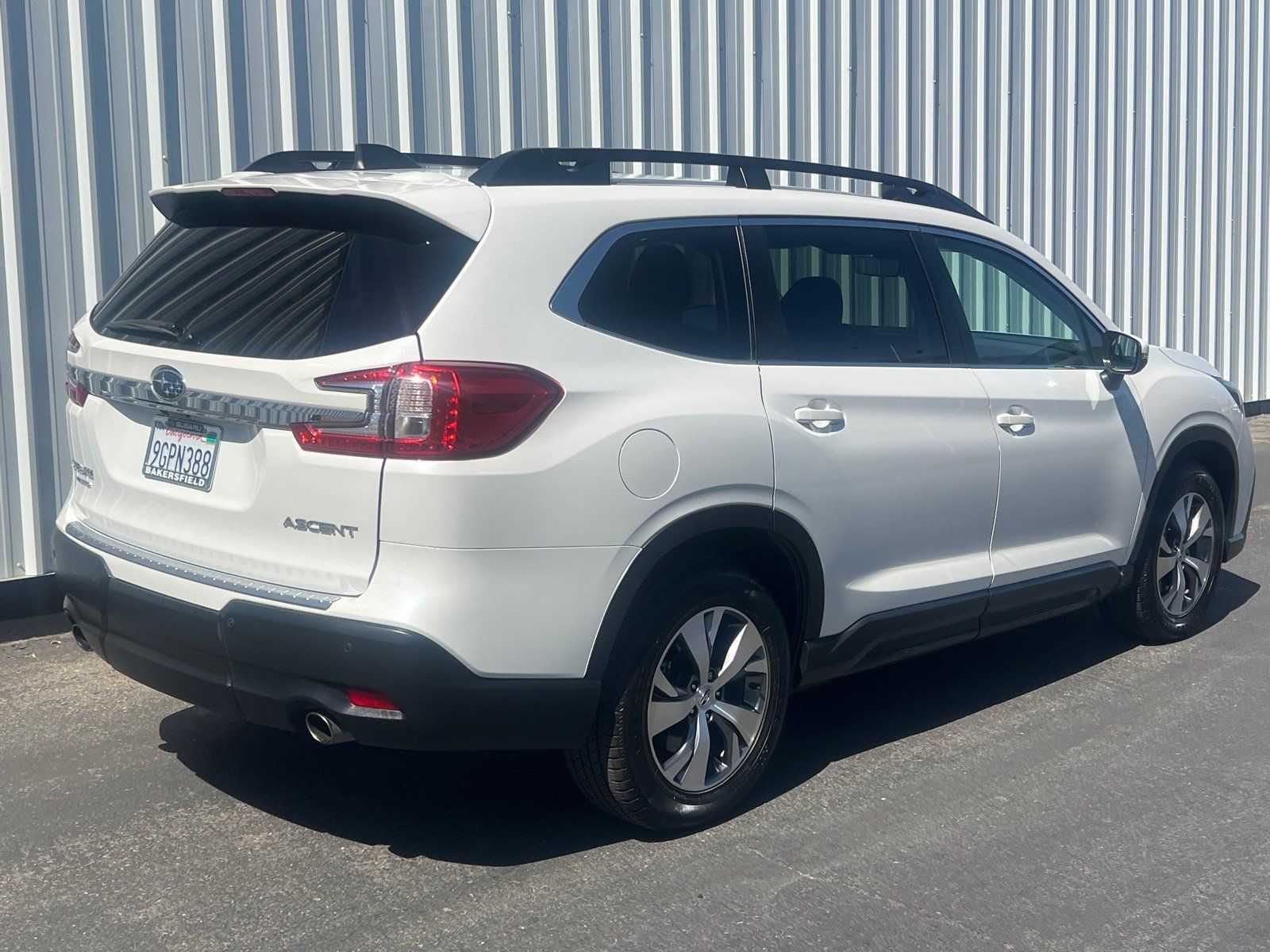 Certified 2023 Subaru Ascent Premium w/ Convenience Package AWD/4WD image 6