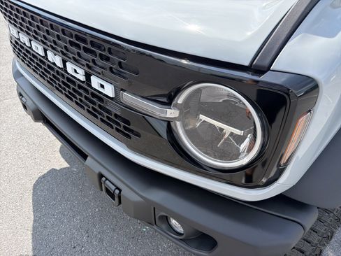 New 2026 Ford Bronco Big Bend w/ Black Diamond Package AWD/4WD image 10