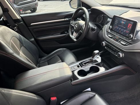 Used 2023 Nissan Altima 2.5 SR AWD/4WD image 26