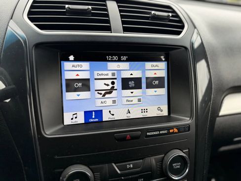 Used 2019 Ford Explorer XLT w/ Equipment Group 201A image 30