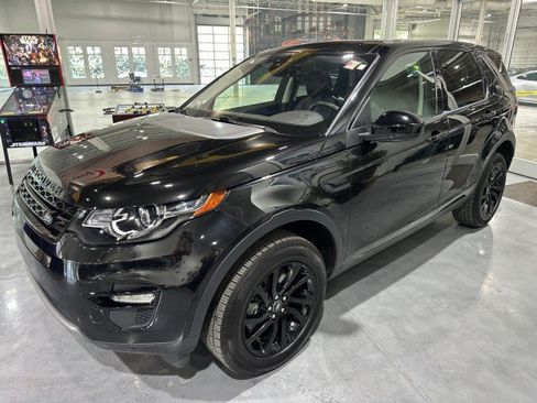 Used 2019 Land Rover Discovery Sport HSE AWD/4WD image 10