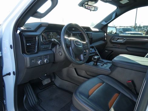 Certified 2024 GMC Sierra 1500 AT4 w/ Technology Package image 23