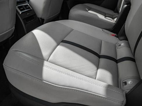 Used 2024 MAZDA CX-90 3.3 Turbo w/ Preferred Package image 31