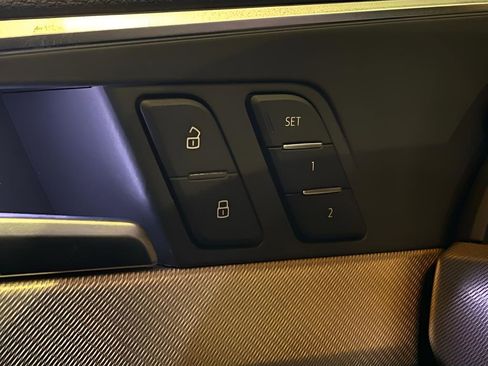 Used 2017 Audi A4 2.0T Premium Plus image 32