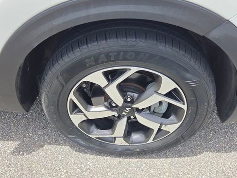 Used 2021 Kia Sportage LX FWD image 16
