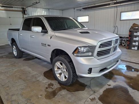 Used 2016 RAM 1500 Sport image 3