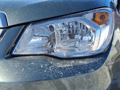 Used 2016 Subaru Forester 2.5i w/ Alloy Wheel Package image 7