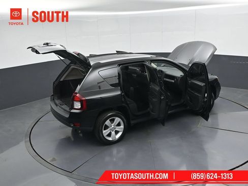 Used 2017 Jeep Compass Sport w/ Power Value Group FWD image 46