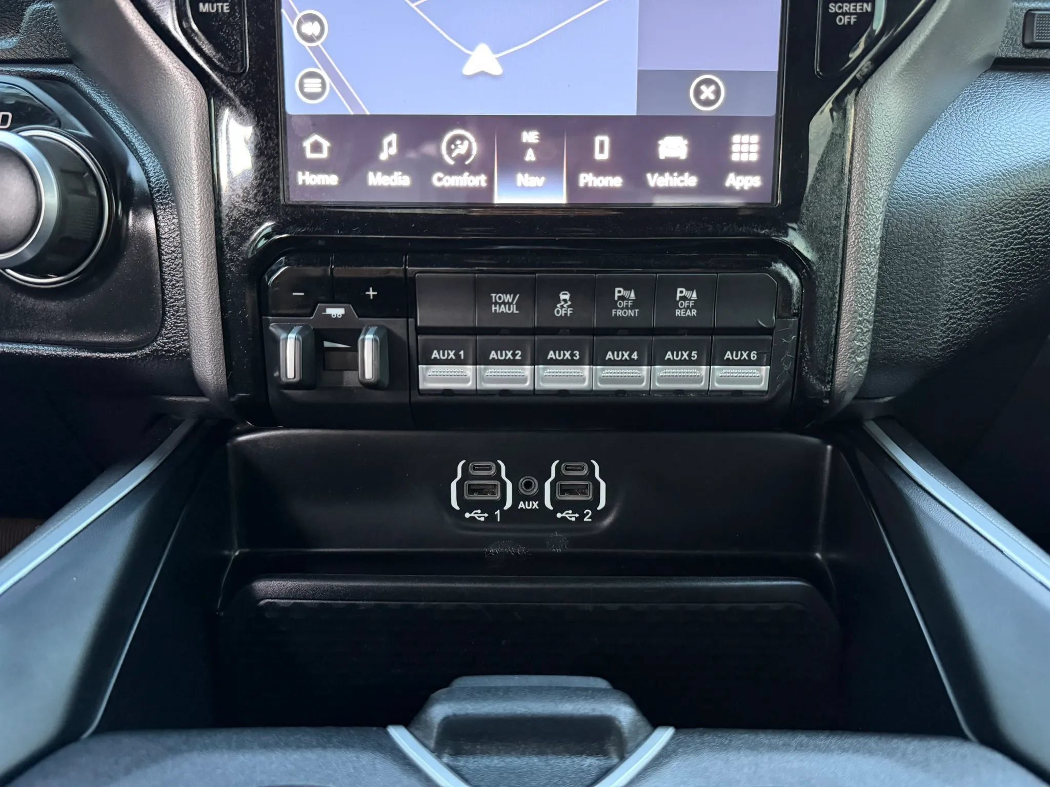 Used 2023 RAM 2500 Big Horn w/ Night Edition AWD/4WD image 24
