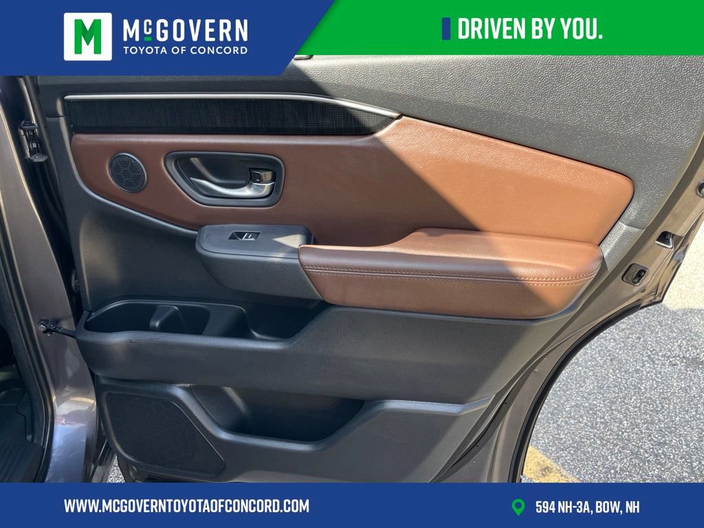 Used 2025 Honda Pilot Elite image 38
