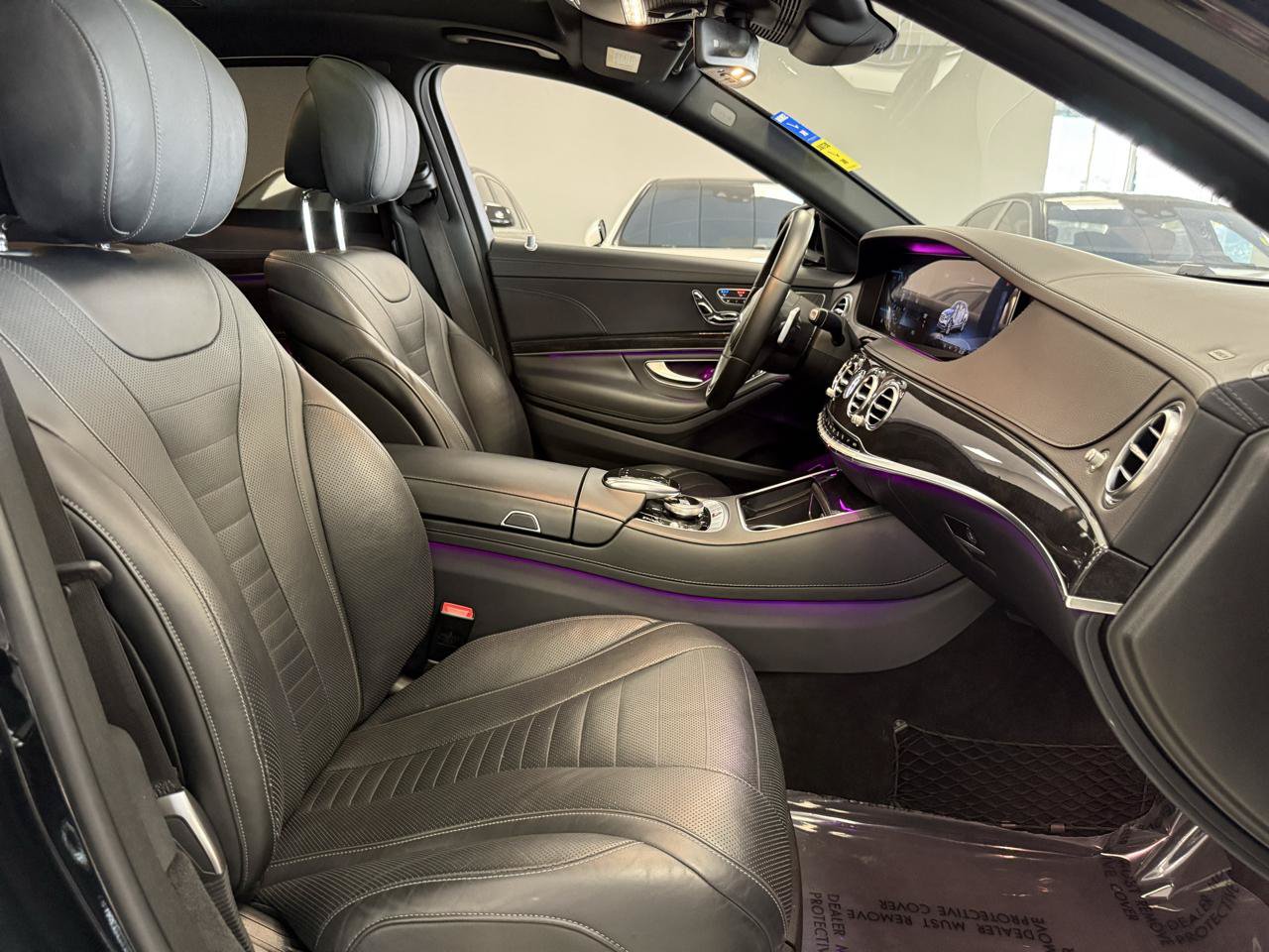 Used 2018 Mercedes-Benz S 560 Sedan image 25