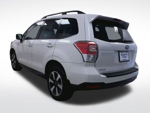 Used 2018 Subaru Forester 2.5i Premium image 6