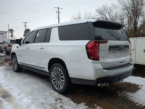 Used 2023 GMC Yukon XL Denali Ultimate image 5