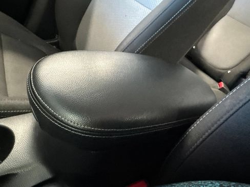 Used 2018 Kia Soul + FWD image 30