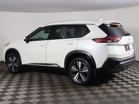 Used 2023 Nissan Rogue SL w/ SL Premium Package AWD/4WD image 10