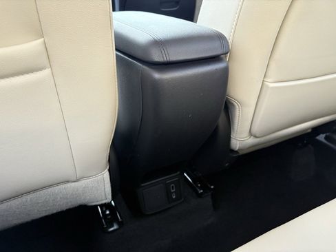 Used 2022 Buick Encore GX Select w/ Sport Touring Package image 26