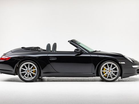 Used 2007 Porsche 911 Carrera S image 21