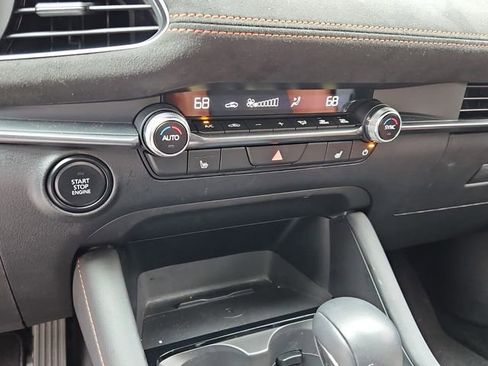 Certified 2025 MAZDA MAZDA3 s image 21