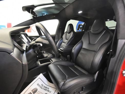 Used 2018 Tesla Model X 75D AWD/4WD image 14
