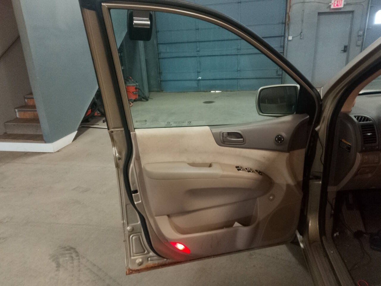 Used 2008 Kia Sedona LX FWD image 20