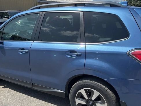 Used 2017 Subaru Forester 2.5i Limited AWD/4WD image 6