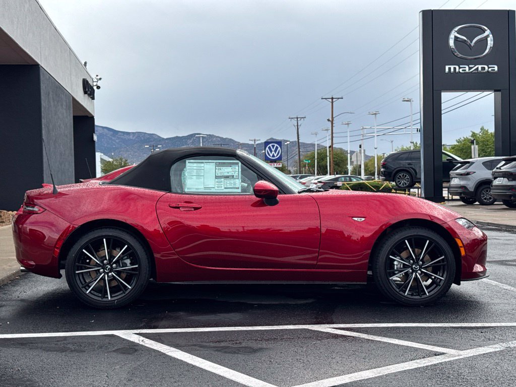 New 2026 MAZDA MX-5 Miata Grand Touring RWD image 8
